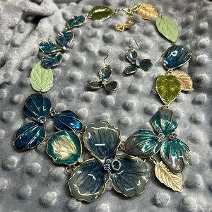Gorgeous Coldwater Creek Floral Earring and Necklace  Set